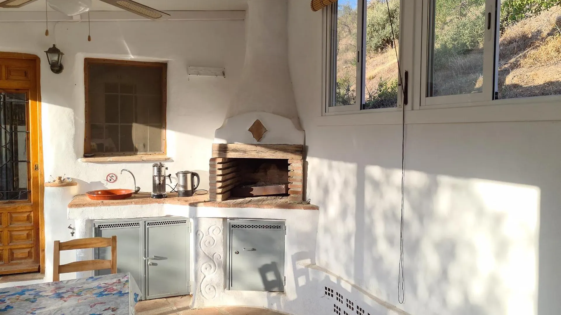 Rustic Country Cottage Benamargosa Spain